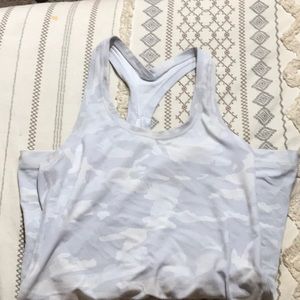Lululemon tank top size 4